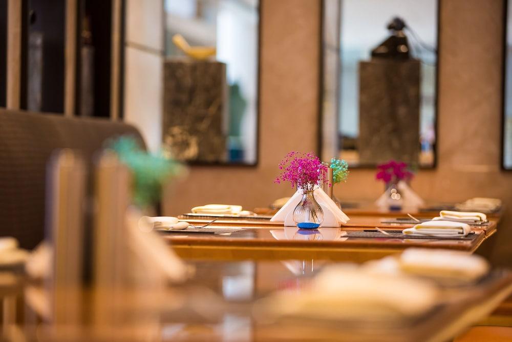 Gehua New Century Hotel Pékin  Extérieur photo